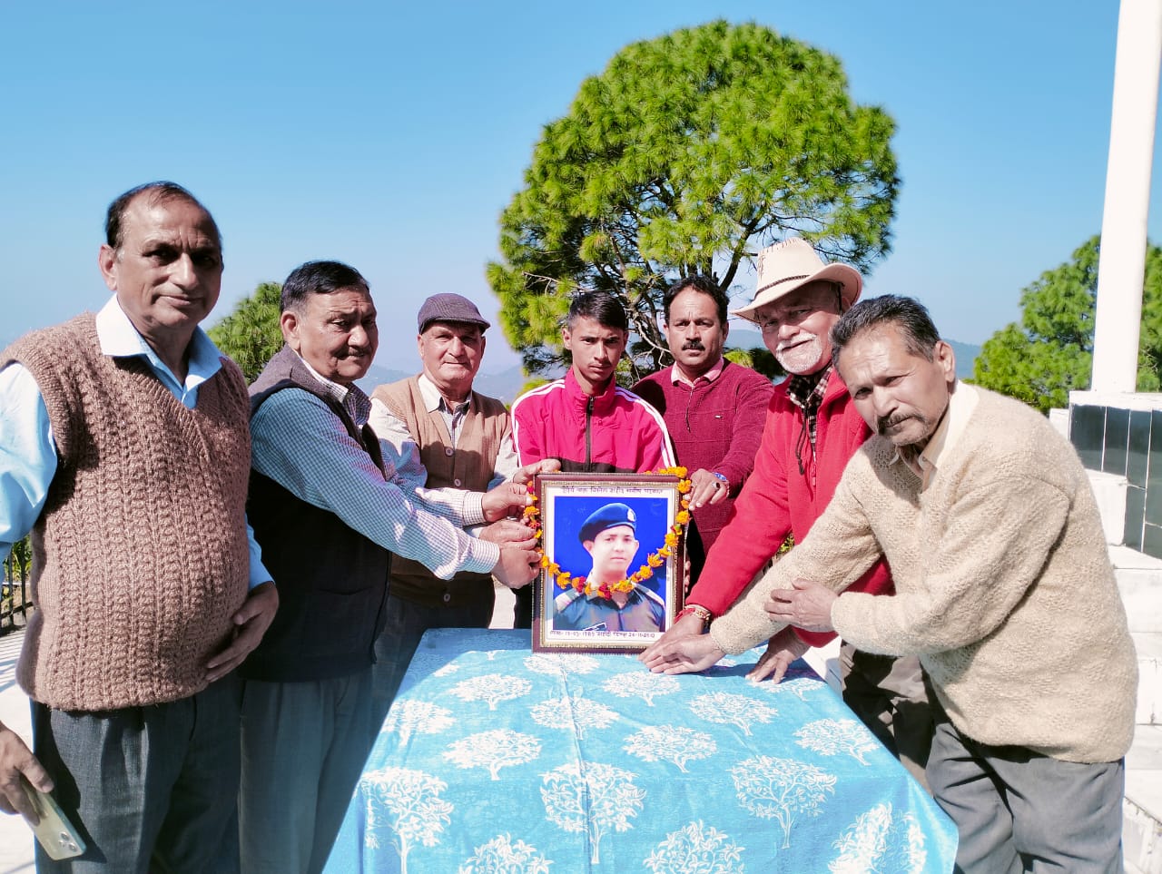 UTTARAKHAND SOLDIER शौर्य चक्र विजेता शहीद मनीष पटवाल को उनकी 12वीं पुण्यतिथि पर किया गया याद