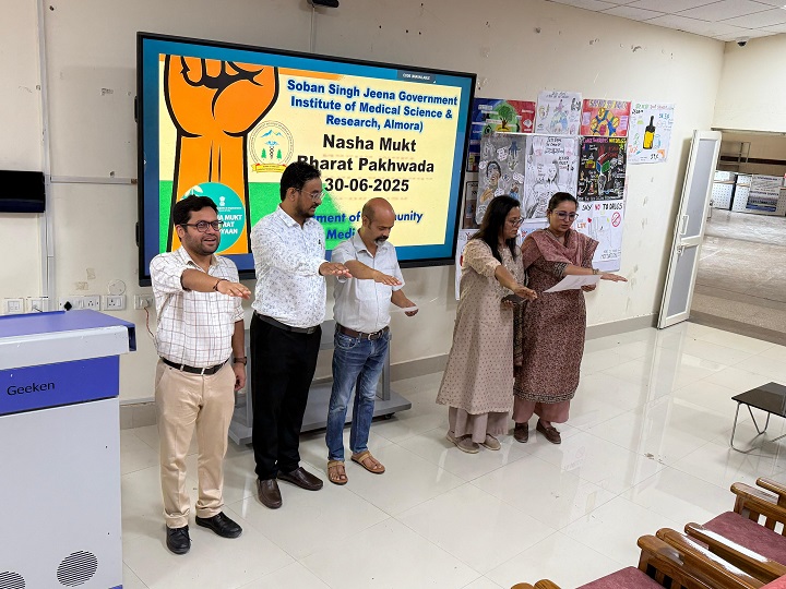 रचनात्मक प्रस्तुतियों से युवाओं ने दिखाई सामाजिक जिम्मेदारी