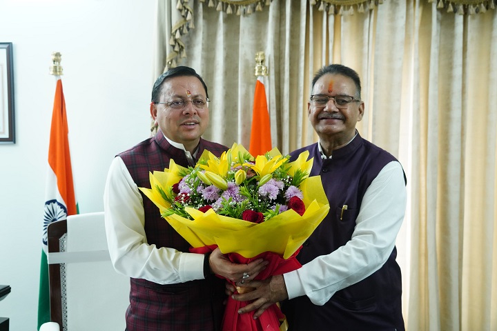 चार साल की उपलब्धियों पर मुख्यमंत्री को जोशी ने दी सराहना