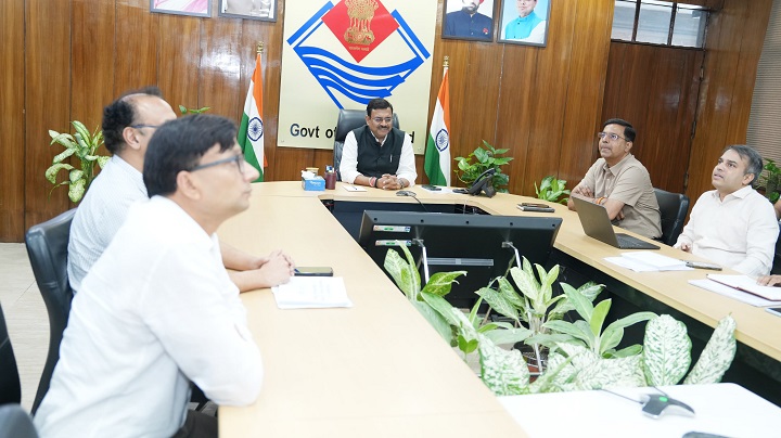 मुख्य सचिव ने राज्य के राष्ट्रीय राजमार्गों की स्थिति का लिया जायजा