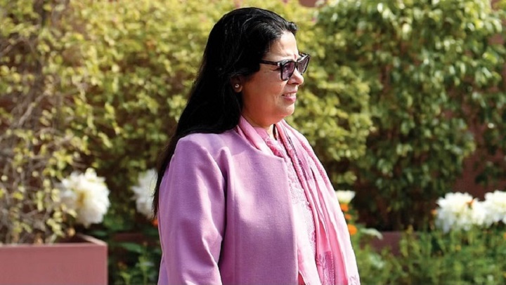 घोड़े से गिरने पर मीनाक्षी लेखी घायल, इलाज हेतु अस्पताल में भर्ती