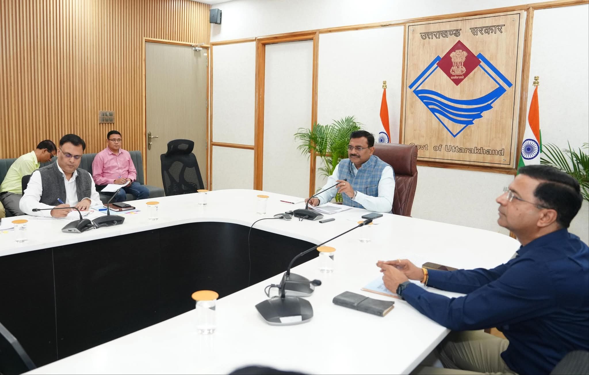 मुख्य सचिव आनन्द बर्द्धन की अध्यक्षता में कुम्भ मेला 2027 की तैयारियों को लेकर उच्च अधिकार प्राप्त समिति की बैठक सम्पन्न हुई। बैठक में मेले से संबंधित प्रस्तावित कार्यों की विस्तार से समीक्षा की गई।