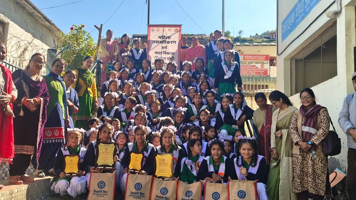 अंतरराष्ट्रीय बालिका दिवस पर बेटियों ने दिखाई अपनी प्रतिभा