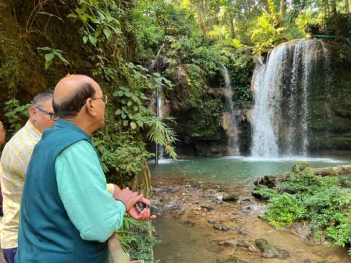 वन मंत्री ने किया कार्बेट फॉल का लोकार्पण