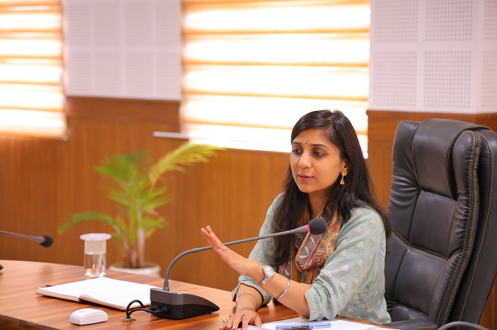 जिला निर्वाचन अधिकारी ने जारी की मतदान केंद्रों की संशोधित सूची