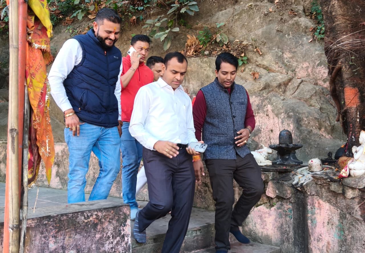 कुण्ड के सौन्दर्यकरण हेतु दिये महत्वपूर्ण दिशा-निर्देश