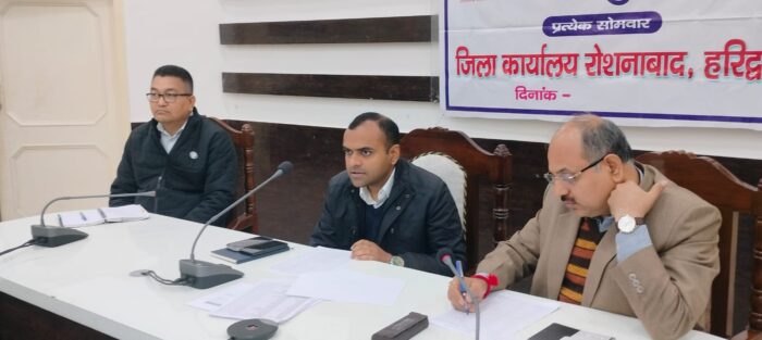 जिला योजना राज्य सेक्टर के अंतर्गत जो भी निर्माण कार्य हैं पूर्ण करते हुए निर्गत धनराशि तत्परता से व्यय करना सुनिश्चित करें