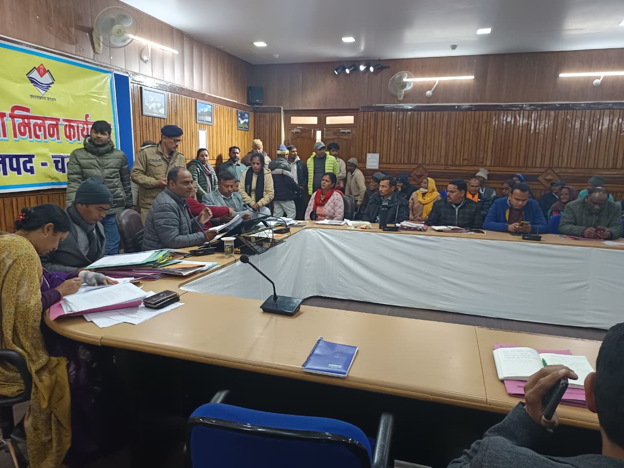 राशन, आधार, आयुष्मान, पेंशन से लेकर खेती और पलायन तक हर समस्या पर संवेदनशील प्रशासन, दूरस्थ क्षेत्रों से भी पहुंच रहे लोग