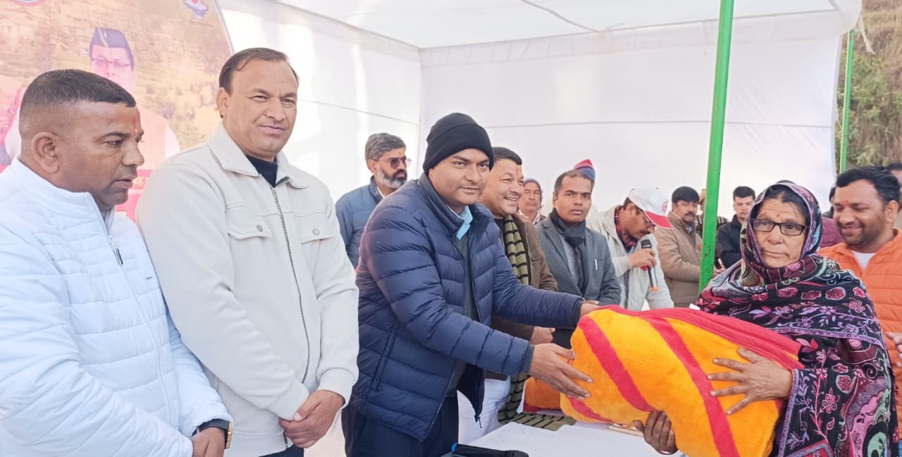 “जन-जन की सरकार, जन-जन के द्वार” योजना के तहत तामली में प्रशासन पहुँचा ग्रामीणों के बीच।