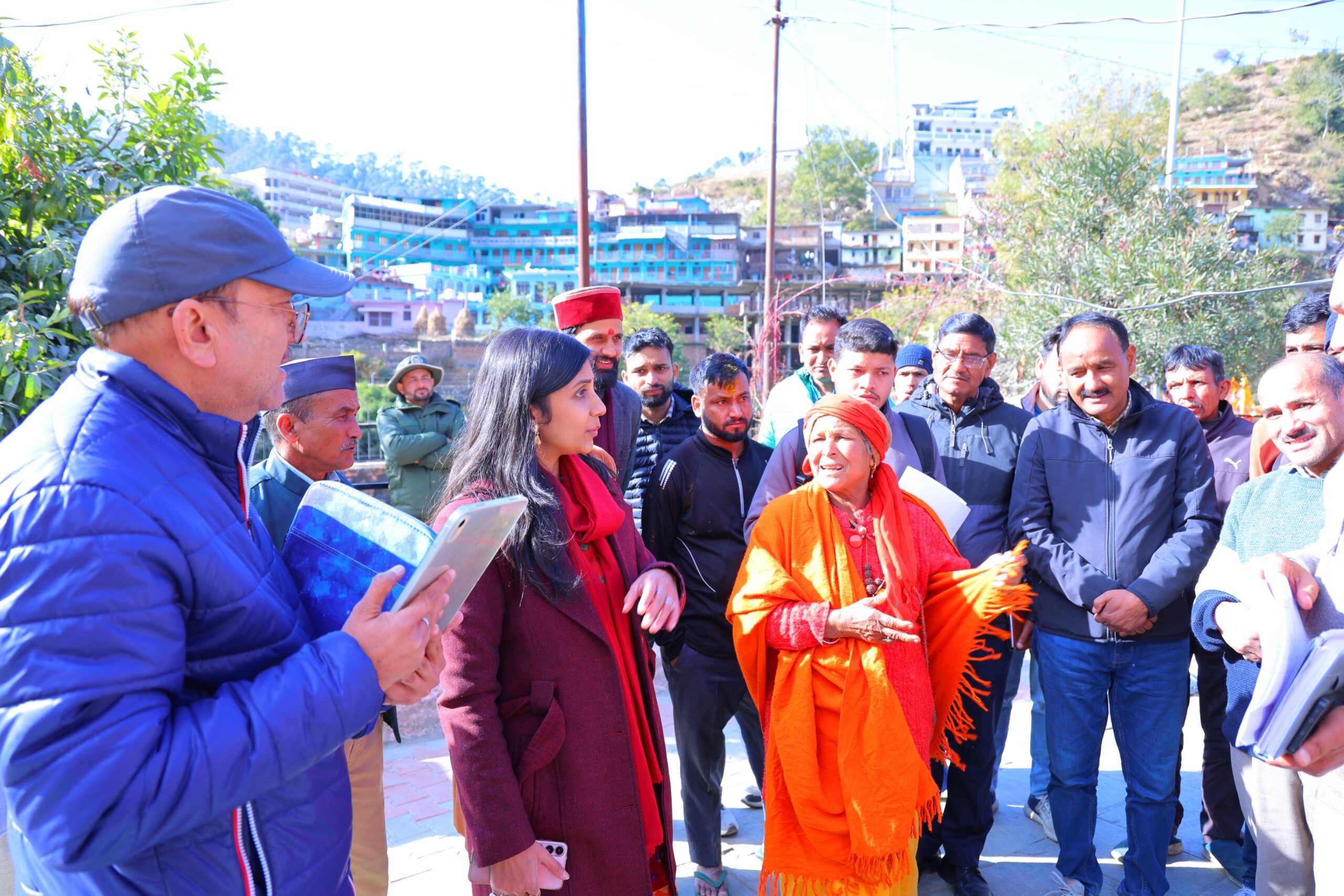 राहु मंदिर को मिलेगा विश्वस्तरीय स्वरूप, जिलाधिकारी ने विकास कार्यों का किया निरीक्षण