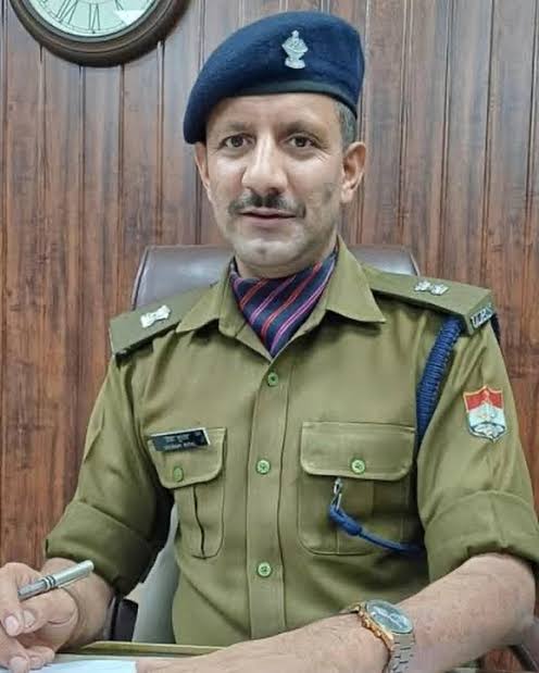 झबरेड़ा पुलिस की मुस्तैदी: चेकिंग के दौरान पकड़ा गया शातिर वाहन चोर, तीन चोरी की मोटरसाइकिलें बरामद