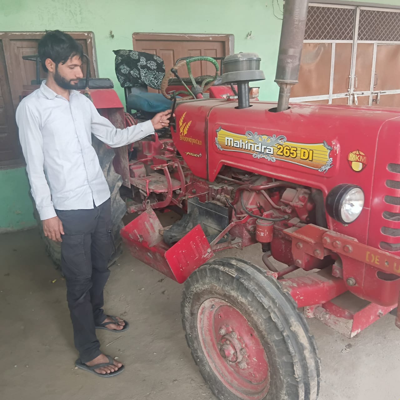 फतेहपुर क्षेत्र में चोरों का तांडव