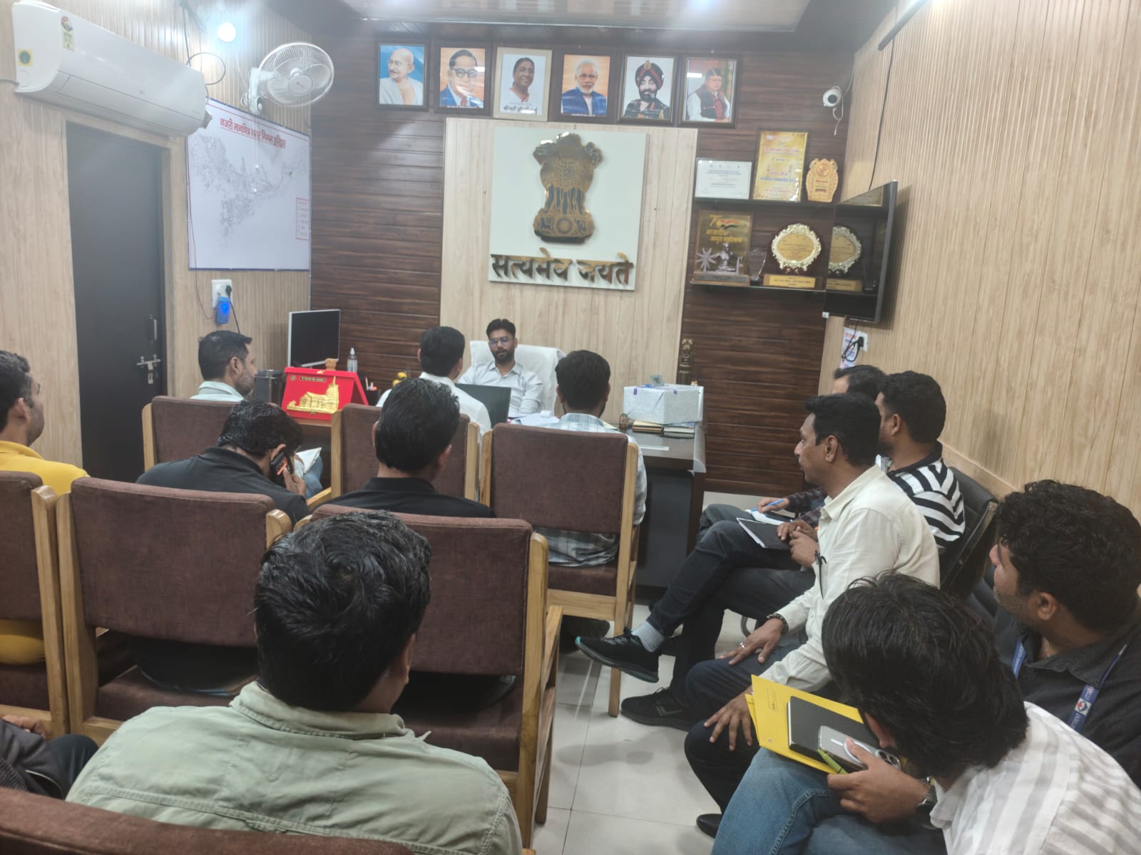 नगर निगम हरिद्वार में स्वच्छता को लेकर तेज़ी – समीक्षा बैठक में दिए गए सख्त निर्देश