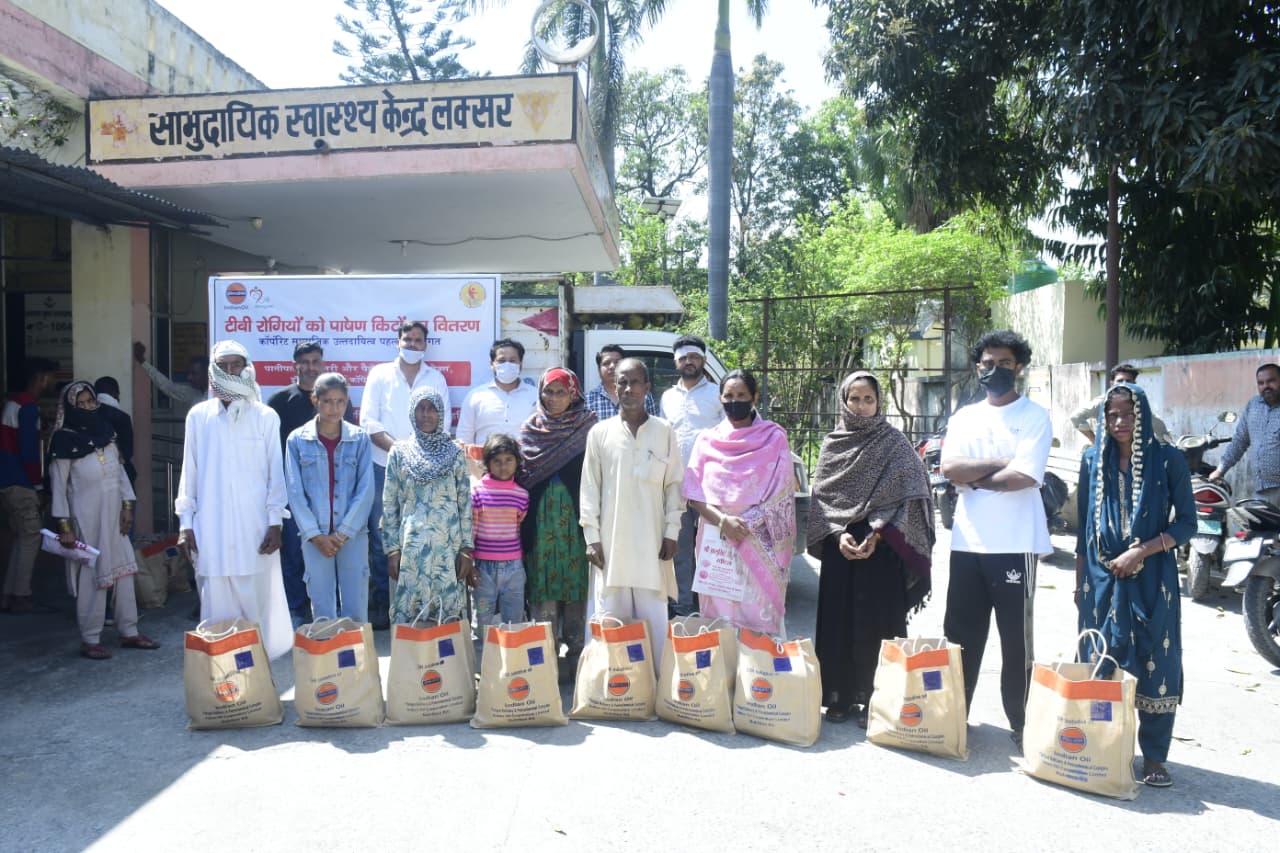 इंडियन ऑयल द्वारा क्षय रोगियों को पोषण किट किए गए वितरित