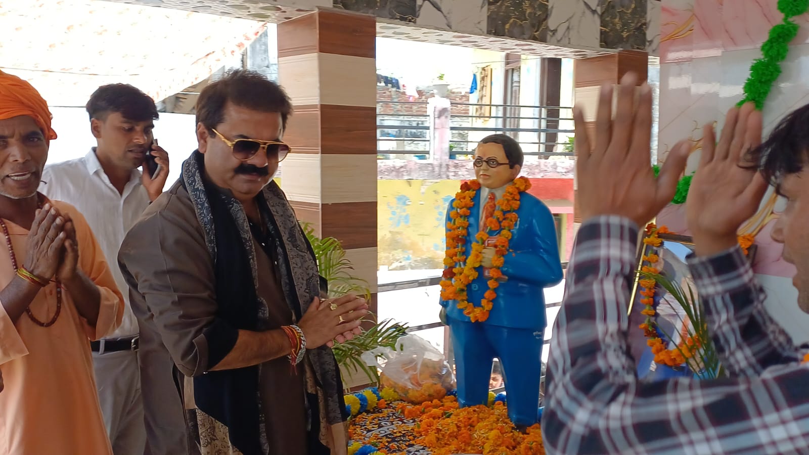 खानपुर विधायक उमेश कुमार शर्मा ने डॉ. भीमराव आंबेडकर जयंती पर क्षेत्रवासियों को दी बधाई, शोभा यात्रा में हुए शामिल